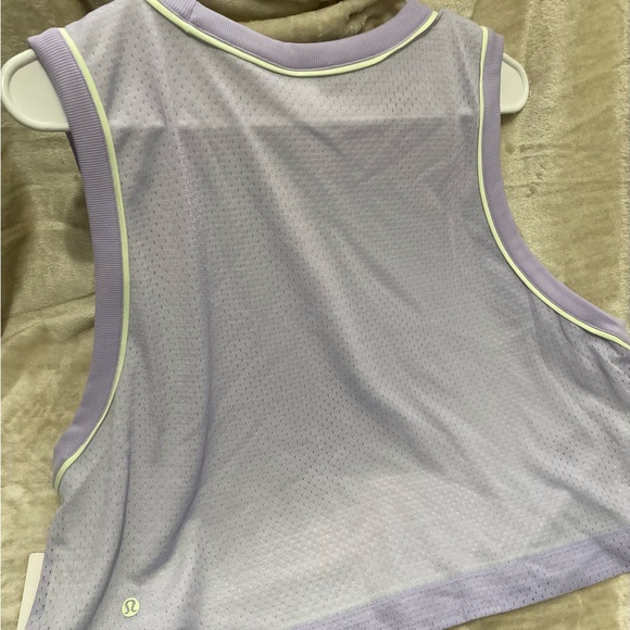 lululemon Tops - LULULEMON REVERSIBLE TOP SIZE XL NWT